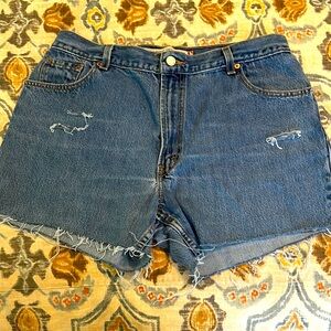 Levi's 550 denim Shorts Distressed Cut-Offs